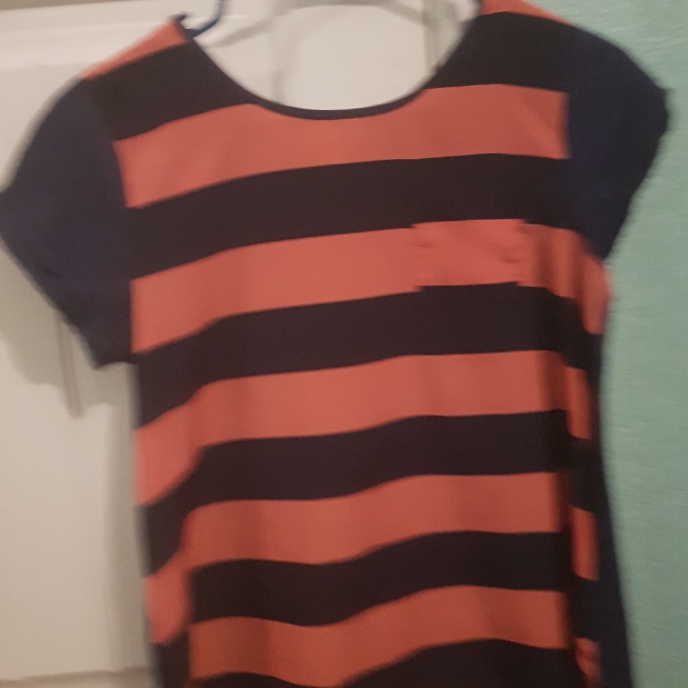 Girls shirt sleeve tee